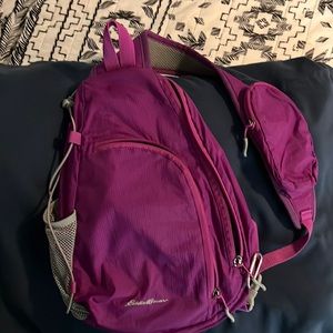 Women’s shoulder purse